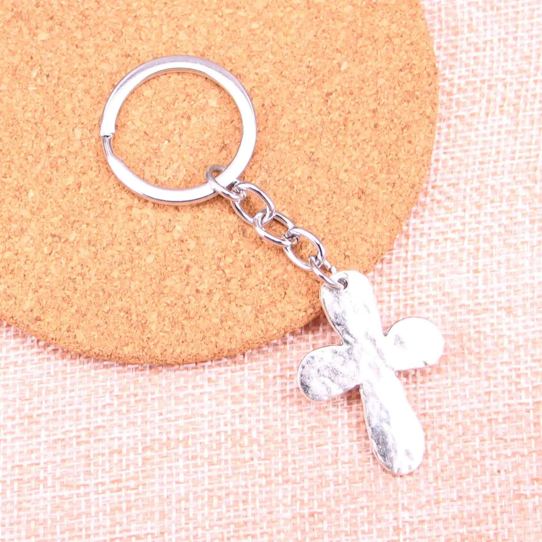pendants car key chain ring holder keyring souvenir jewelry g