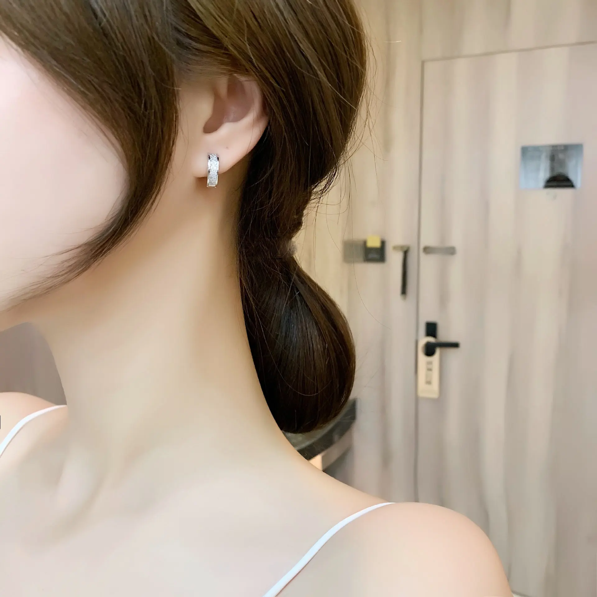 LByzHan – petites boucles d'oreilles rondes incrustées de Zircon pour femmes, bijoux en argent Sterling 925 5