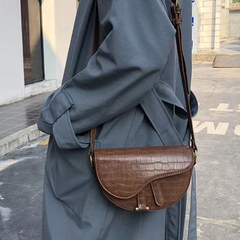 Vinatge Saddle Bag Female Handbag 2020 New Korean Fashion Wild Shoulder Bag Tide Crossbody Bags D58
Vinatge Saddle Bag Female Handbag 2020 New Korean Fashion Wild Shoulder Bag Tide Crossbody Bags D58