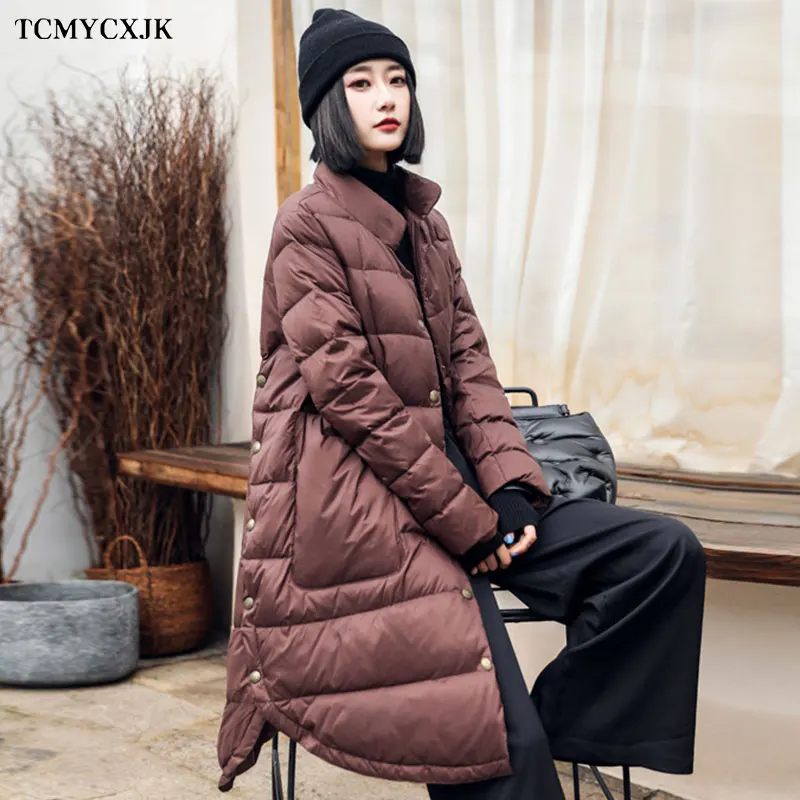 2020 Winter New Ethnic Embroidery Down Jacket Womens Mid-Length Chinese Style Loose Slim Over-the-knee Thick Warm Parka Jackets
2020 Winter New Ethnic Embroidery Down Jacket Womens Mid-Length Chinese Style Loose Slim Over-the-knee Thick Warm Parka Jackets