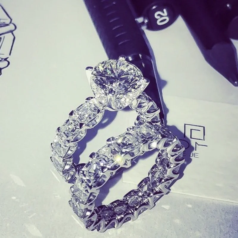 Фото Уникальный дизайн набор колец роскошное кольцо с бриллиантом 3 карата серебро 925
