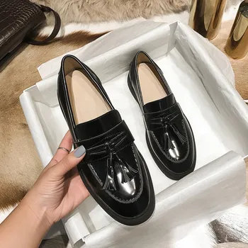 MLJUESE 2020 women pumps soft cow leather autumn spring round toe black color tassel slip on high heels party dress size 34-40 
MLJUESE 2020 women pumps soft cow leather autumn spring round toe black color tassel slip on high heels party dress size 34-40