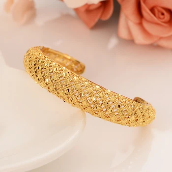 Dubai Gold Jewelry 1PC Bangles For WOMEN GIRLS Ethiopian BanglesBracelets Jewelry chinese wedding bridal Bangles Gift CHARMS
Dubai Gold Jewelry 1PC Bangles For WOMEN GIRLS Ethiopian BanglesBracelets Jewelry chinese wedding bridal Bangles Gift CHARMS