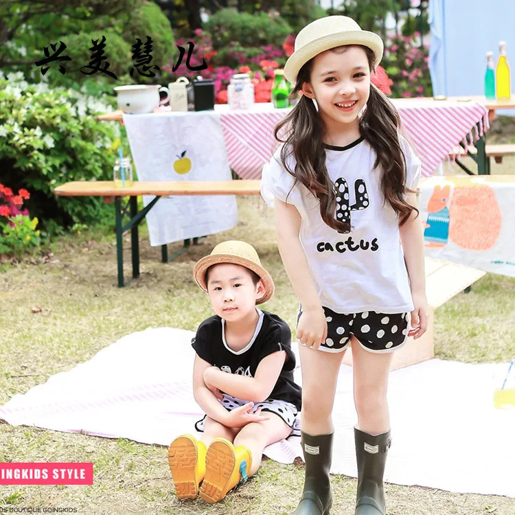 2018 New Style Girls Swimwear Cute Polka Dot Boxers Hot Springs Beach Children Split Type Swimwear
2018 New Style Girls Swimwear Cute Polka Dot Boxers Hot Springs Beach Children Split Type Swimwear