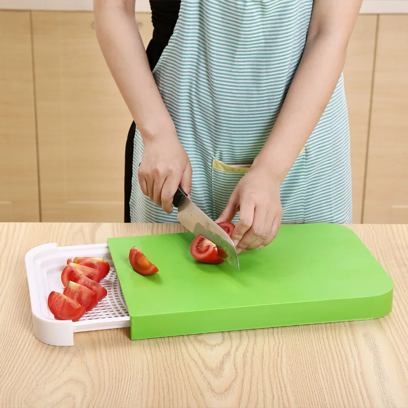 2 in 1 Kitchen Foldable Chopping Board Creative Non-slip Folding Cutting Board Food Storage Box Basket Color Random
2 in 1 Kitchen Foldable Chopping Board Creative Non-slip Folding Cutting Board Food Storage Box Basket Color Random