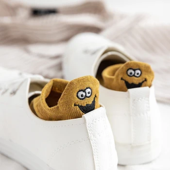 Back Embroidered Women Super Funny Socks Happy Fashion Ankle Cute Socks Women Cotton Skarpetki Calcetines 2019 New sock 1pair 
Back Embroidered Women Super Funny Socks Happy Fashion Ankle Cute Socks Women Cotton Skarpetki Calcetines 2019 New sock 1pair