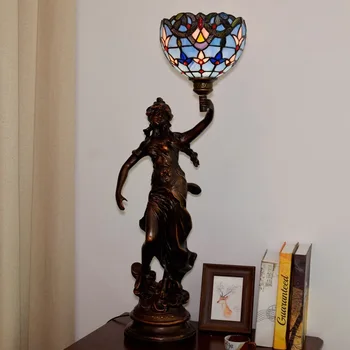European Tiffany colored glass beautiful table lamp Mediterranean Blue Baroque living room dining room bedroom bar lamp
European Tiffany colored glass beautiful table lamp Mediterranean Blue Baroque living room dining room bedroom bar lamp