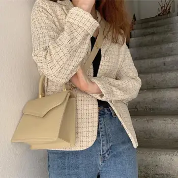 Winter Women Blazers Jackets Fashion Pockets Single Breasted Plaid Coat Notched Korean Style Office Lady Blazers 
Winter Women Blazers Jackets Fashion Pockets Single Breasted Plaid Coat Notched Korean Style Office Lady Blazers