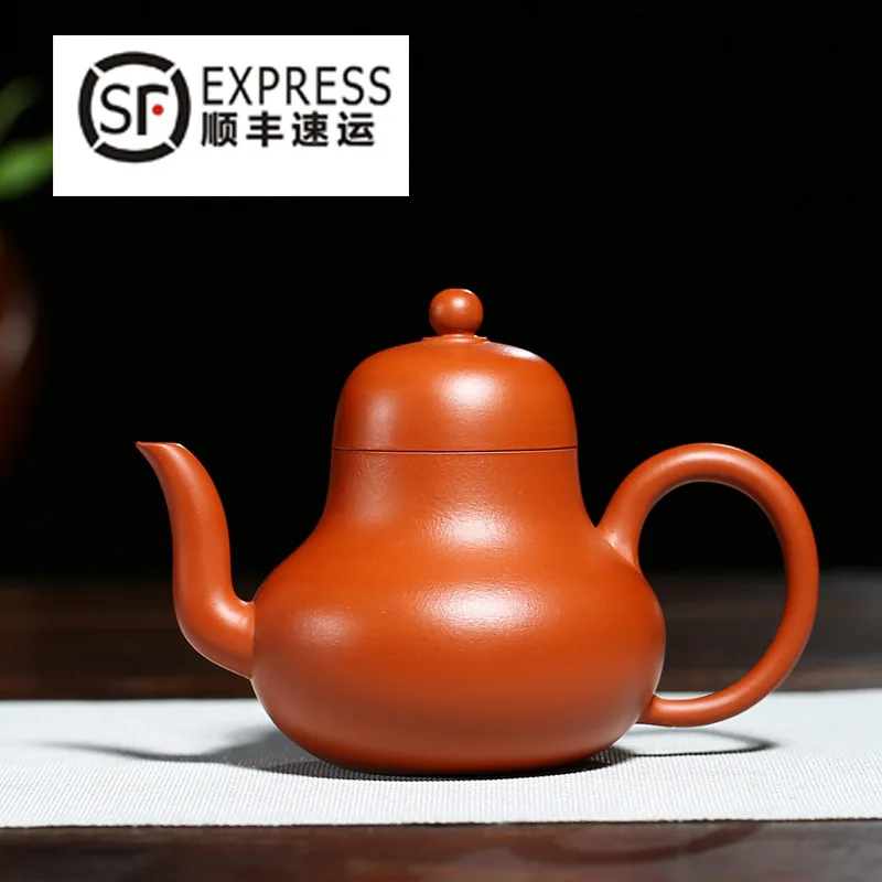 2585 yixing masters are recommended undressed ore gold mud zhu Gao Siting pot of kung fu tea set 150 ml
2585 yixing masters are recommended undressed ore gold mud zhu Gao Siting pot of kung fu tea set 150 ml