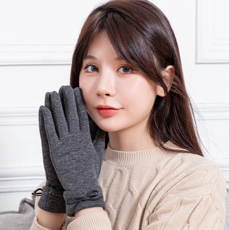 New Women's Fall Winter Non-Fleece Touch Screen Gloves Windproof Cycling and Driving Cold-Proof Bow Warmth and Velvet Gloves
New Women's Fall Winter Non-Fleece Touch Screen Gloves Windproof Cycling and Driving Cold-Proof Bow Warmth and Velvet Gloves