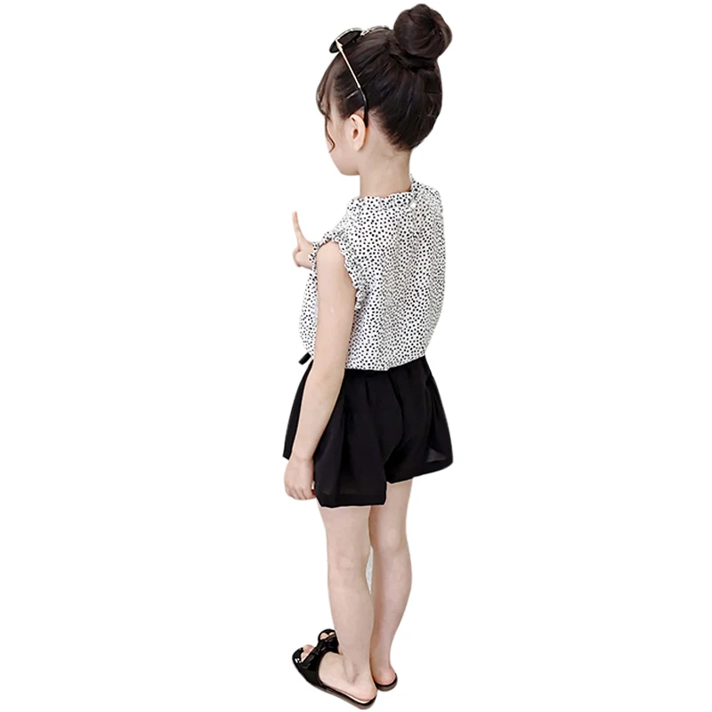 Summer Children Baby Girls Sleeveless Casual Dot Pattern Vest Tops+Shorts Outfits Set fashion
Summer Children Baby Girls Sleeveless Casual Dot Pattern Vest Tops+Shorts Outfits Set fashion