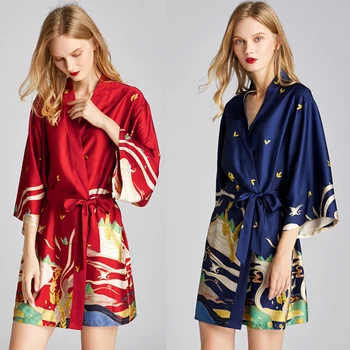 RB0404 2020 New Spring Summer Women Robes Satin Silk Printed Gown Robes Ladies V Neck Sash Bathrobes Female Sleepwear Nightwear
RB0404 2020 New Spring Summer Women Robes Satin Silk Printed Gown Robes Ladies V Neck Sash Bathrobes Female Sleepwear Nightwear