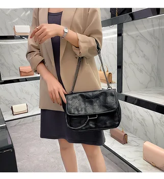 2020 New Style Soft Shoulder Bag Black Rhombus Chain Single-shoulder Bag for Women Online Celebrity Hot Selling Hobo Bag
2020 New Style Soft Shoulder Bag Black Rhombus Chain Single-shoulder Bag for Women Online Celebrity Hot Selling Hobo Bag