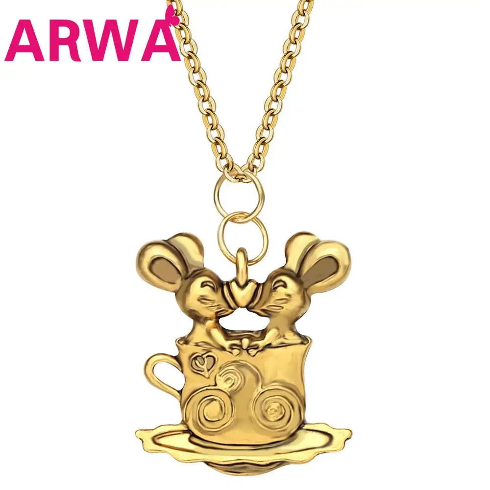 ARWA Alloy Plated Antique Gold Double Sweet Cup Mouse Rat Necklace Pendant Chain Mental Cartoon Jewelry Charm Gift For Teen Girl
ARWA Alloy Plated Antique Gold Double Sweet Cup Mouse Rat Necklace Pendant Chain Mental Cartoon Jewelry Charm Gift For Teen Girl