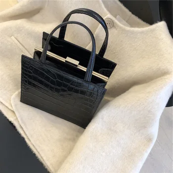 2020 New Korean Crocodile Clip Bag Women Bag Elegant Handbag Single Shoulder Messenger Retro
2020 New Korean Crocodile Clip Bag Women Bag Elegant Handbag Single Shoulder Messenger Retro