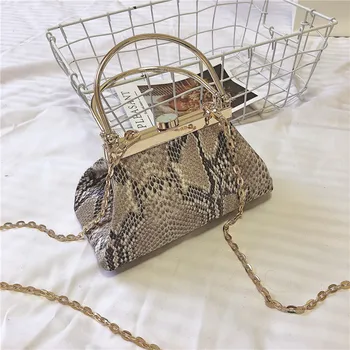 Ladies Hand Bags Clip Bag Snake Pattern Mini Portable Messenger Chain Bag 2020 New Design Evening Bag
Ladies Hand Bags Clip Bag Snake Pattern Mini Portable Messenger Chain Bag 2020 New Design Evening Bag