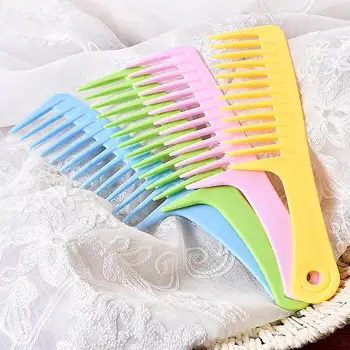 2Pcs Wide Tooth Comb Detangling Curly Wavy Straight Hair Brush Styling Tool Multicolor Shampoo Edge Brush Make Up Tool 
2Pcs Wide Tooth Comb Detangling Curly Wavy Straight Hair Brush Styling Tool Multicolor Shampoo Edge Brush Make Up Tool