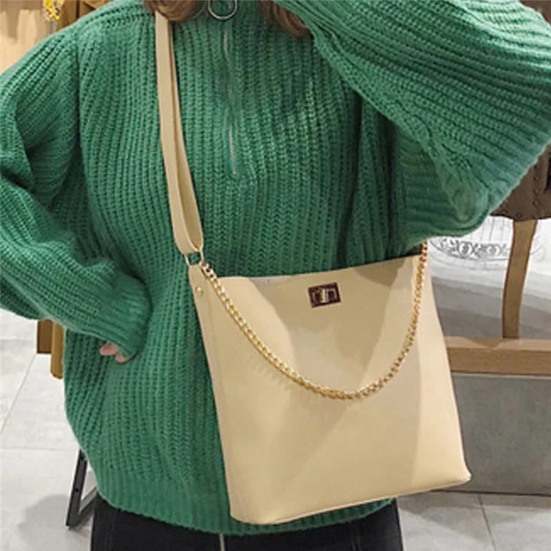 2019 New Women's Solid Color Crossbody Shoulder Bag Bucket Bag Casual Wild Shoulder Bag High Quality PU Leather Bucket Bag 
2019 New Women's Solid Color Crossbody Shoulder Bag Bucket Bag Casual Wild Shoulder Bag High Quality PU Leather Bucket Bag