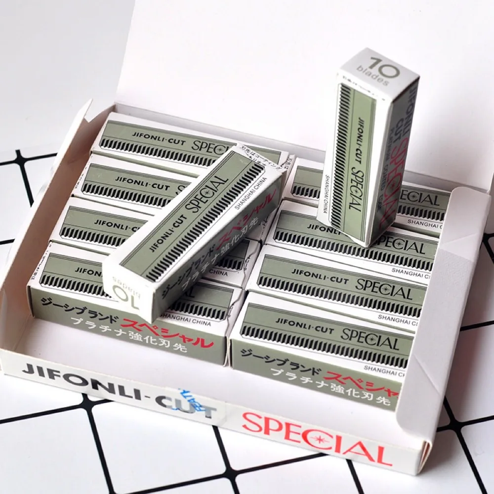 1 box of 10 pieces of stainless steel eyebrow shaving blade blade is sharp, durable and easy to carry, eyebrow trimming, sidebur
1 box of 10 pieces of stainless steel eyebrow shaving blade blade is sharp, durable and easy to carry, eyebrow trimming, sidebur