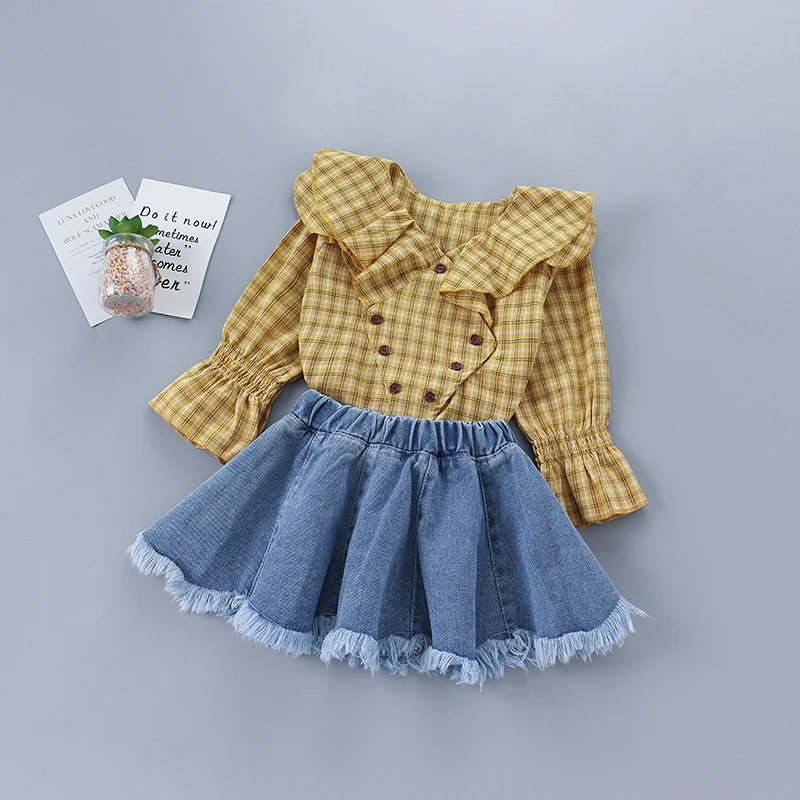 2-7 years high quality girl clothing set 2021 new autumn fashion yellow green plaid shirt + denim skirt kid children clothing
2-7 years high quality girl clothing set 2021 new autumn fashion yellow green plaid shirt + denim skirt kid children clothing