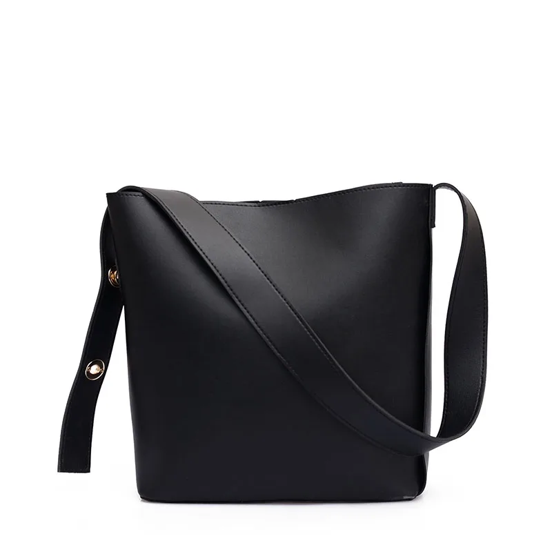 Bucket 19 new simple wild single shoulder Korean strap handbag Bags diagonal leather Solid color free shipping High capacity
Bucket 19 new simple wild single shoulder Korean strap handbag Bags diagonal leather Solid color free shipping High capacity