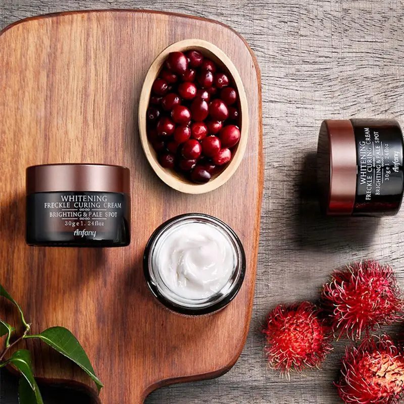 Remove Melasma Freckles Skin Whitening Cream Spot Remover Moisturizing Skin Care NEW
Remove Melasma Freckles Skin Whitening Cream Spot Remover Moisturizing Skin Care NEW