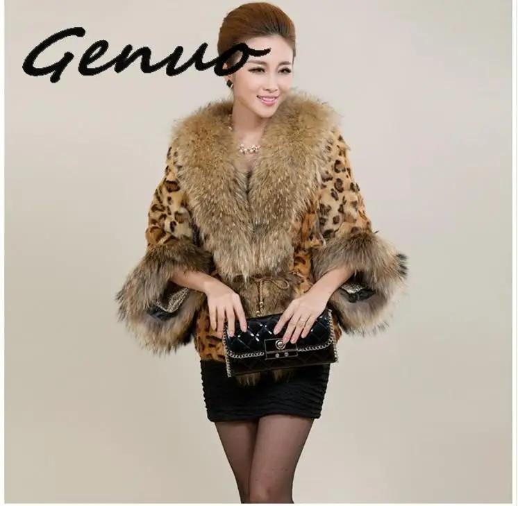 2019 Fashion Sexy Winter Women Faux Fur Leopard Coat With Raccoon Dog Collar Faux Fur Poncho Gilet Chalecos De Pelo Mujer S-3XL
2019 Fashion Sexy Winter Women Faux Fur Leopard Coat With Raccoon Dog Collar Faux Fur Poncho Gilet Chalecos De Pelo Mujer S-3XL