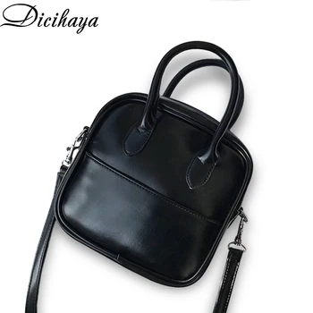 DICIHAYA Winter 2020 New Women PU Pure Color Simple Retro Wild Portable Small Square HandBag Shoulder Messenger Female Bag 
DICIHAYA Winter 2020 New Women PU Pure Color Simple Retro Wild Portable Small Square HandBag Shoulder Messenger Female Bag