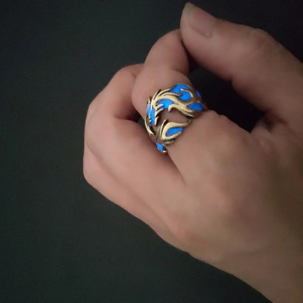 Abstract Luminous Glowing In The Dark Moon Dragon Ring for Men Adjustable size Noctilucent Night Light Jewelry Party Ring
Abstract Luminous Glowing In The Dark Moon Dragon Ring for Men Adjustable size Noctilucent Night Light Jewelry Party Ring