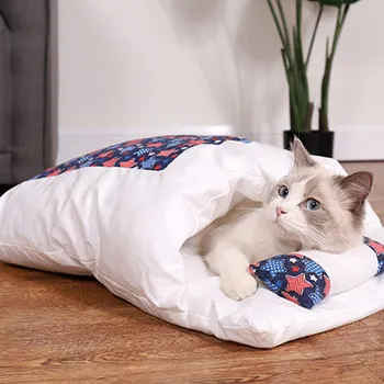 Japanese Cat Nest Cat Sleeping Bag Closed Removable And Washable Cat Quilt Winter Warm Pet Dog House Four Seasons Pet Supplies
Japanese Cat Nest Cat Sleeping Bag Closed Removable And Washable Cat Quilt Winter Warm Pet Dog House Four Seasons Pet Supplies