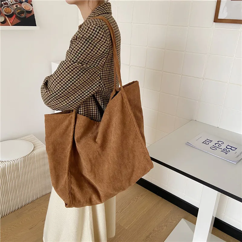 Japanese Simple Style Shoulder Bag For Women 2020 Corduroy Pure Color Big Bag Casual Large Shopper Bag Women Tote Bags Bolsa Sac
Japanese Simple Style Shoulder Bag For Women 2020 Corduroy Pure Color Big Bag Casual Large Shopper Bag Women Tote Bags Bolsa Sac