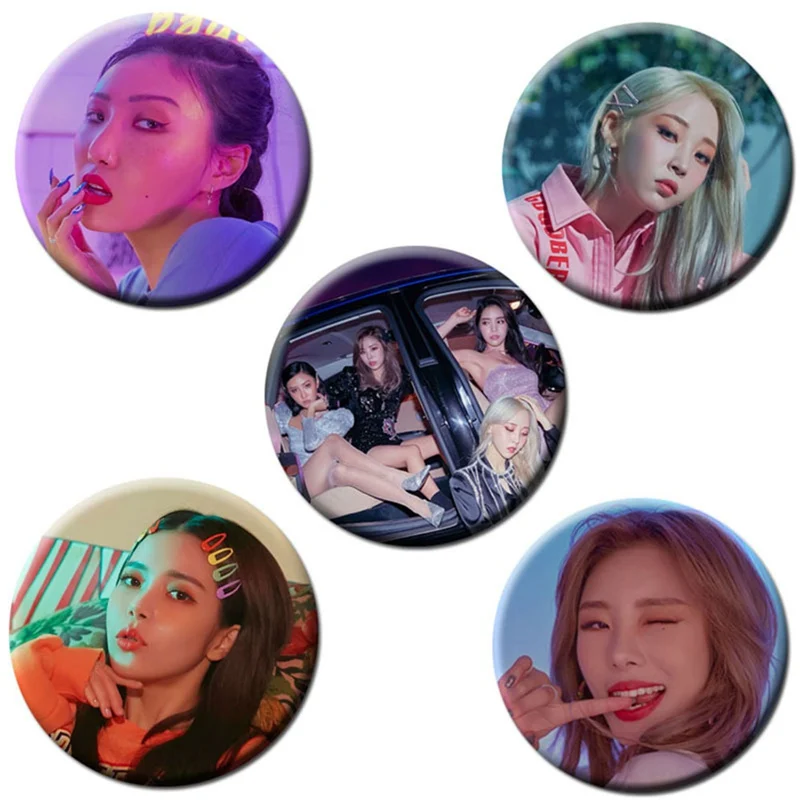 

Kpop MAMAMOO Moo Moo Album Reality inBLACK Photo Printed Badge Brooch Fans Pin For Clothes Hat Backpack