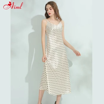 Designer 2020 Summer Fashion Sexy Backless Dot Print Bead Fashion Strap Midi Dress Elegant Holiday Party Dresses Robe Femme
Designer 2020 Summer Fashion Sexy Backless Dot Print Bead Fashion Strap Midi Dress Elegant Holiday Party Dresses Robe Femme
