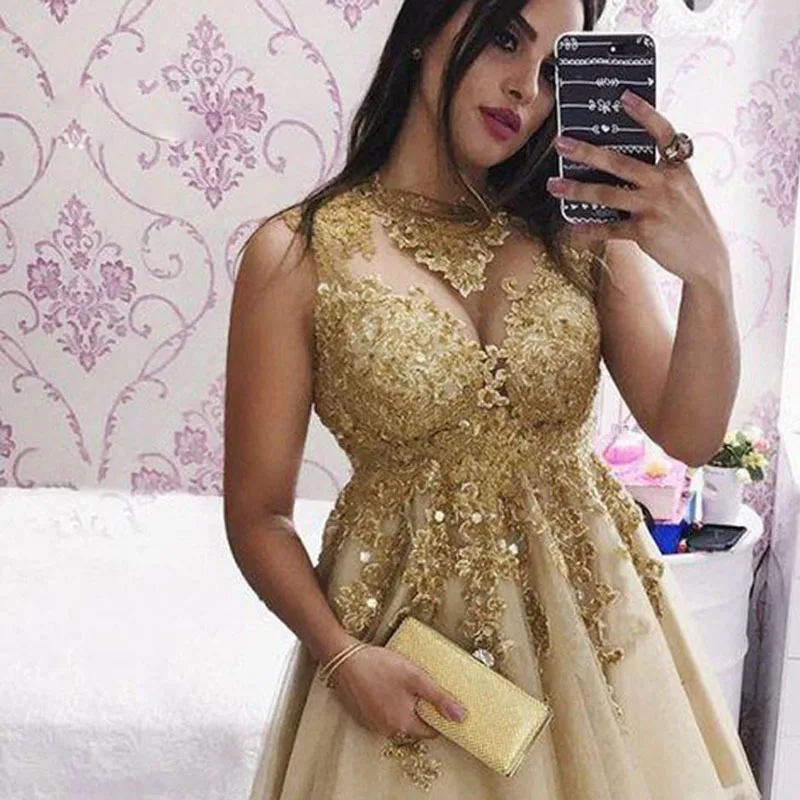 Sparkly Golden Sequins Homecoming Dresses Appliques Tulle A-Line Short Cocktail Dresses Prom Party Gown Graduation Wear
Sparkly Golden Sequins Homecoming Dresses Appliques Tulle A-Line Short Cocktail Dresses Prom Party Gown Graduation Wear