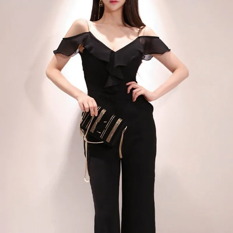 Sexy Women Straps Deep V Neck Jumpsuit One Piece Backless Off Shoulder Office Ladies Ruffles Jumpsuits High Waist Wide Leg Pants
Sexy Women Straps Deep V Neck Jumpsuit One Piece Backless Off Shoulder Office Ladies Ruffles Jumpsuits High Waist Wide Leg Pants
