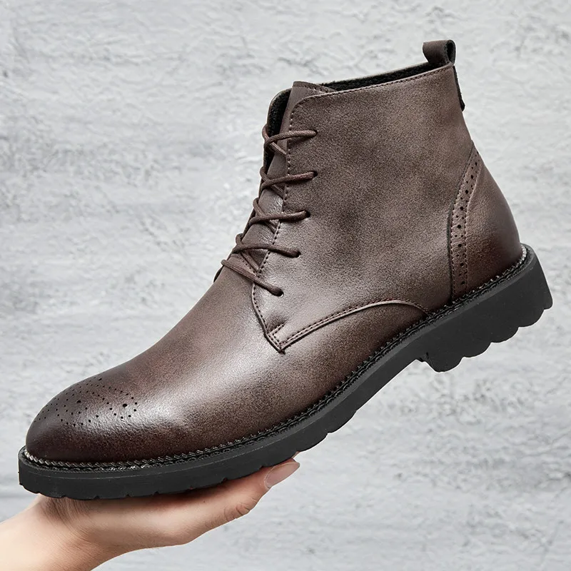 Yomior Spring New Vintage Men Shoes Genuine Leather British Casual Breathable Dress Ankle Men Boots Brogue Winter Warm Boots
Yomior Spring New Vintage Men Shoes Genuine Leather British Casual Breathable Dress Ankle Men Boots Brogue Winter Warm Boots
