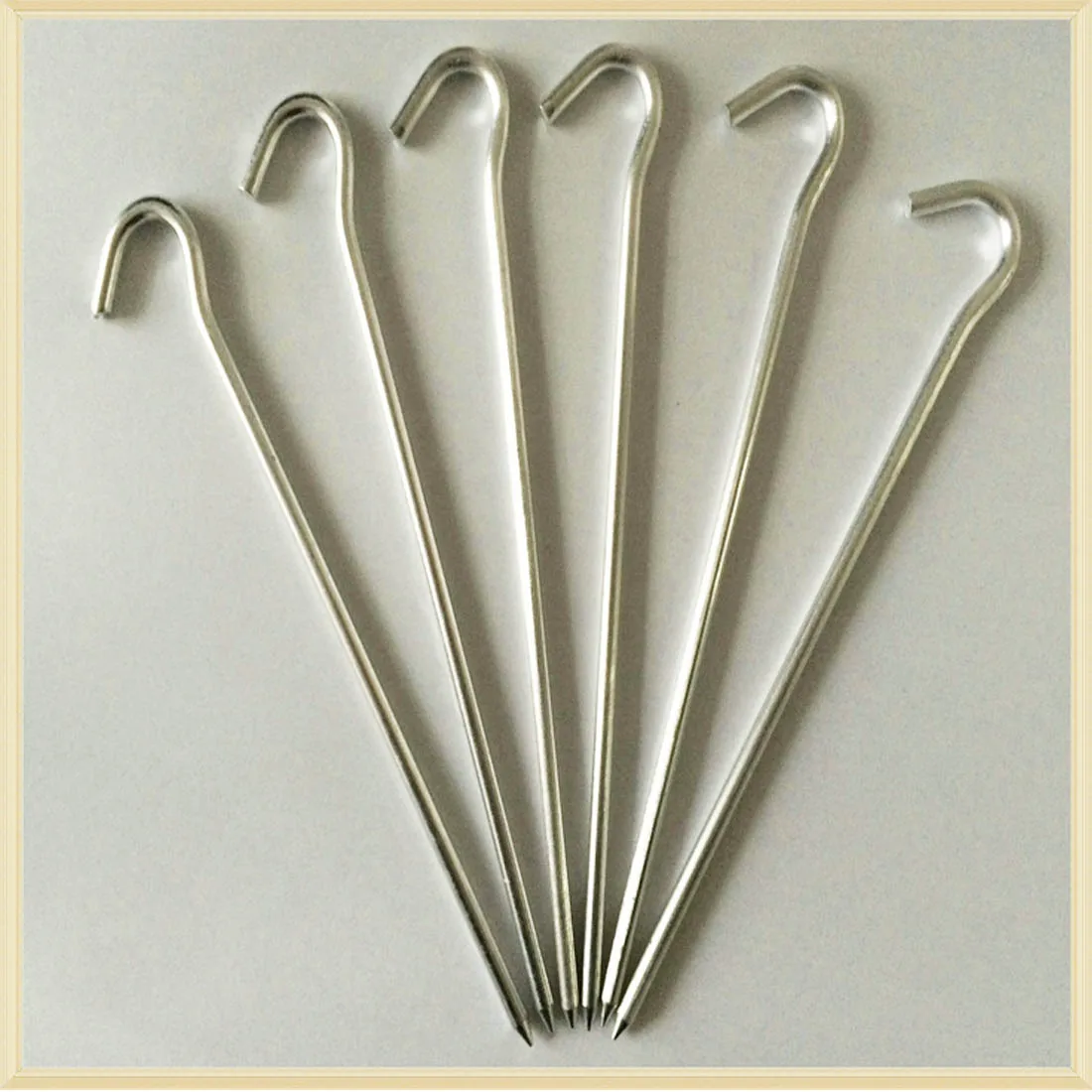Tent pegs Aluminum Alloy Tent nail Tent Stake Nails Ground Pin Camping Hiking Outdoor Tool tent accessories 10 Pcs
Tent pegs Aluminum Alloy Tent nail Tent Stake Nails Ground Pin Camping Hiking Outdoor Tool tent accessories 10 Pcs