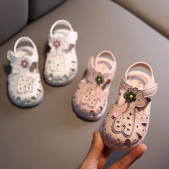 Summer Baby Sandals Hollow Princess Shoes Soft Bottom Beach Shoes Children Sandals Girls Sandals Summer Kids Shoes
Summer Baby Sandals Hollow Princess Shoes Soft Bottom Beach Shoes Children Sandals Girls Sandals Summer Kids Shoes