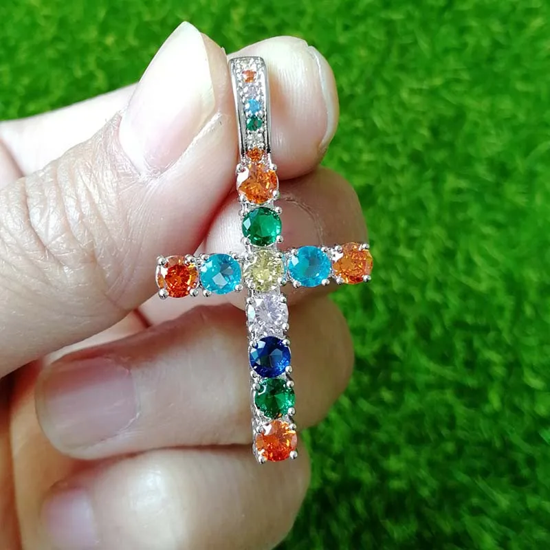 MISSFOX Colorful Diamond Man's Pendant Jesus Religion Cross Pattern Anka Necklace Charm Design Jewelry For Male New Item 2020
MISSFOX Colorful Diamond Man's Pendant Jesus Religion Cross Pattern Anka Necklace Charm Design Jewelry For Male New Item 2020