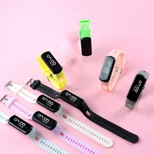 Children's Watch LED Electronic Watch Silicone Fashion Student Outdoor Sports Digital Bracelet Watch Men Women Watch for Gift
Children's Watch LED Electronic Watch Silicone Fashion Student Outdoor Sports Digital Bracelet Watch Men Women Watch for Gift