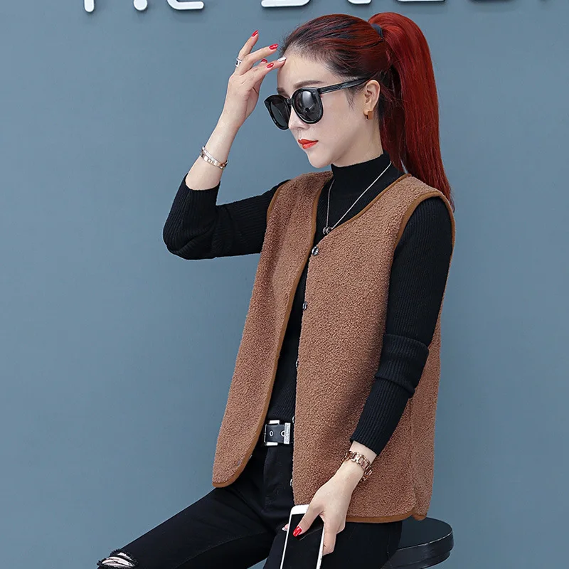 Figure rong qiu Winter Fleece Vest Waistcoat Women's Fashion Warm Nap Waistcoat Polar Fleece Vest Coat Tops Women's 
Figure rong qiu Winter Fleece Vest Waistcoat Women's Fashion Warm Nap Waistcoat Polar Fleece Vest Coat Tops Women's
