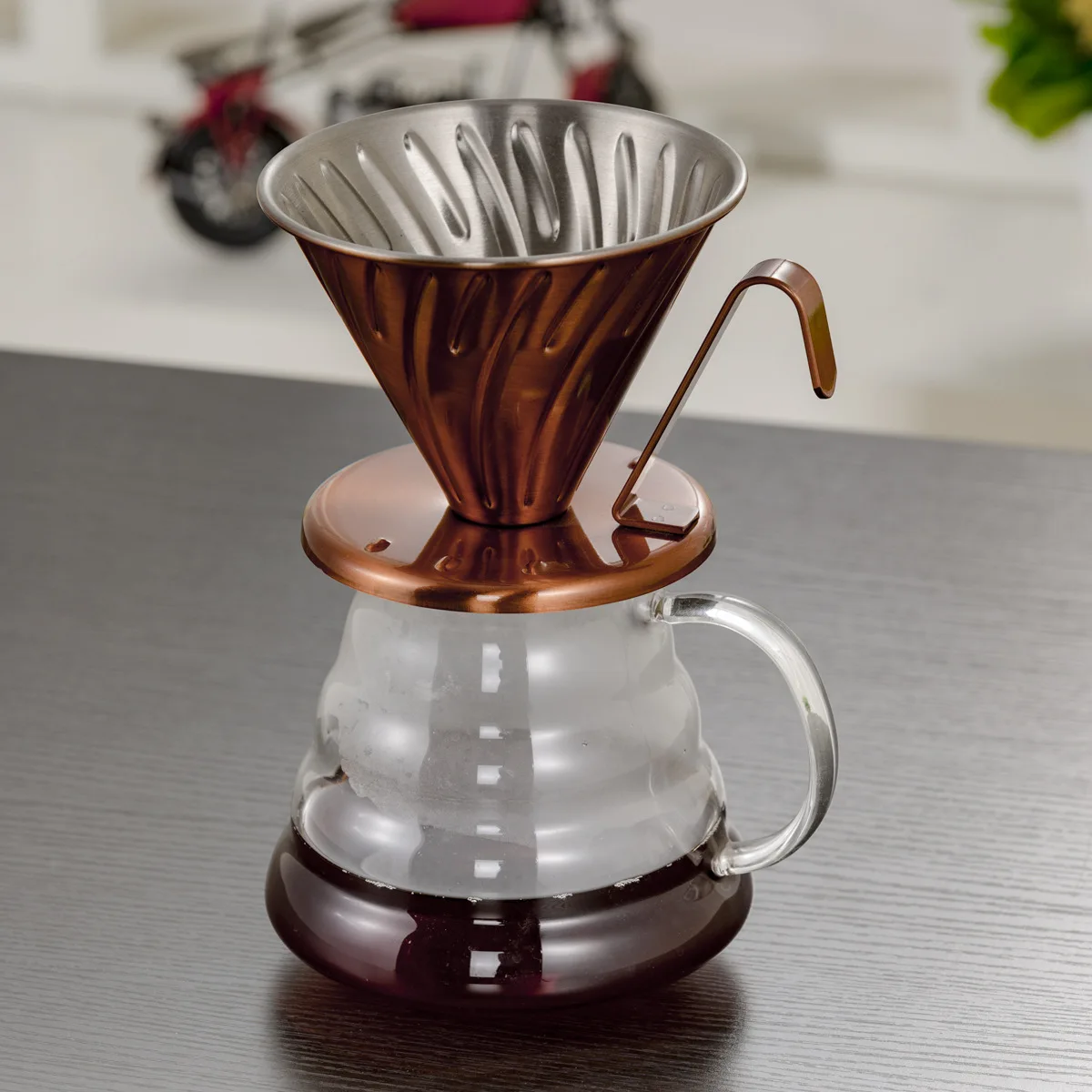 Hand Coffee Filter Cup Stainless Steel Filter Paper Holder Hand Wash Pot Drip Filter Type Holder V60 Spiral Filter Cup
Hand Coffee Filter Cup Stainless Steel Filter Paper Holder Hand Wash Pot Drip Filter Type Holder V60 Spiral Filter Cup