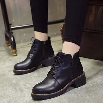 Booties female 2019 new autumn and winter solid color side zipper Martin boots female British wind wild casual wear women's boot
Booties female 2019 new autumn and winter solid color side zipper Martin boots female British wind wild casual wear women's boot
