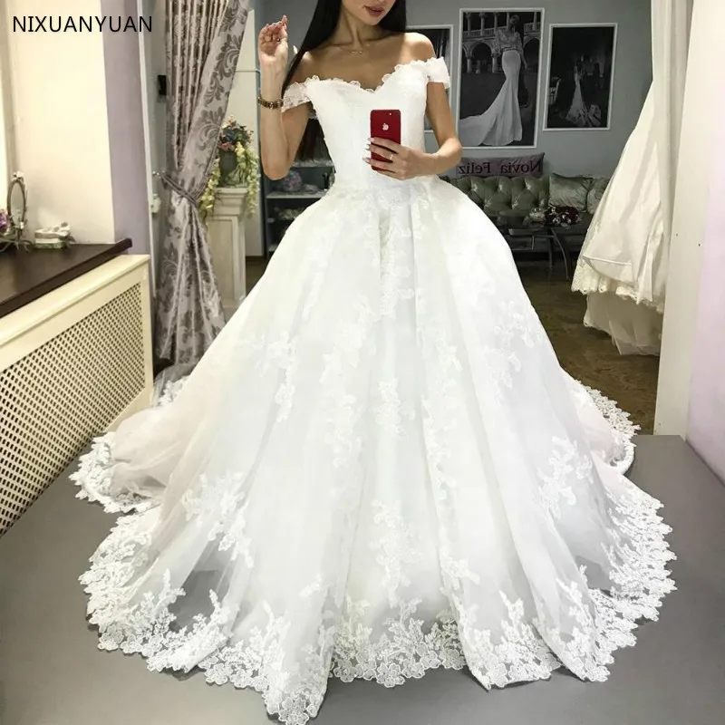 Винтажное свадебное платье невесты без рукавов с открытыми плечами и кружевной аппликацией по индивидуальному заказу, 2022
Винтажное свадебное платье невесты без рукавов с открытыми плечами и кружевной аппликацией по индивидуальному заказу, 2022