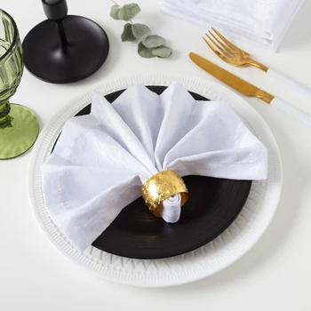 Set of napkins "Ethel" Luxurious 32x32 cm - 4 pcs., Color white, square. 192 g / m2, chl. with GMO
Set of napkins "Ethel" Luxurious 32x32 cm - 4 pcs., Color white, square. 192 g / m2, chl. with GMO