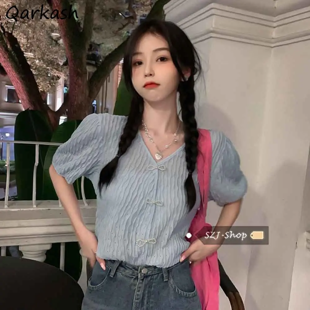 Women Shirts V-neck Short Sleeve Thin Lightweight Chic Korean Style Sweet Elegant Ulzzang Girls Crop Tops Casual Students New
Women Shirts V-neck Short Sleeve Thin Lightweight Chic Korean Style Sweet Elegant Ulzzang Girls Crop Tops Casual Students New