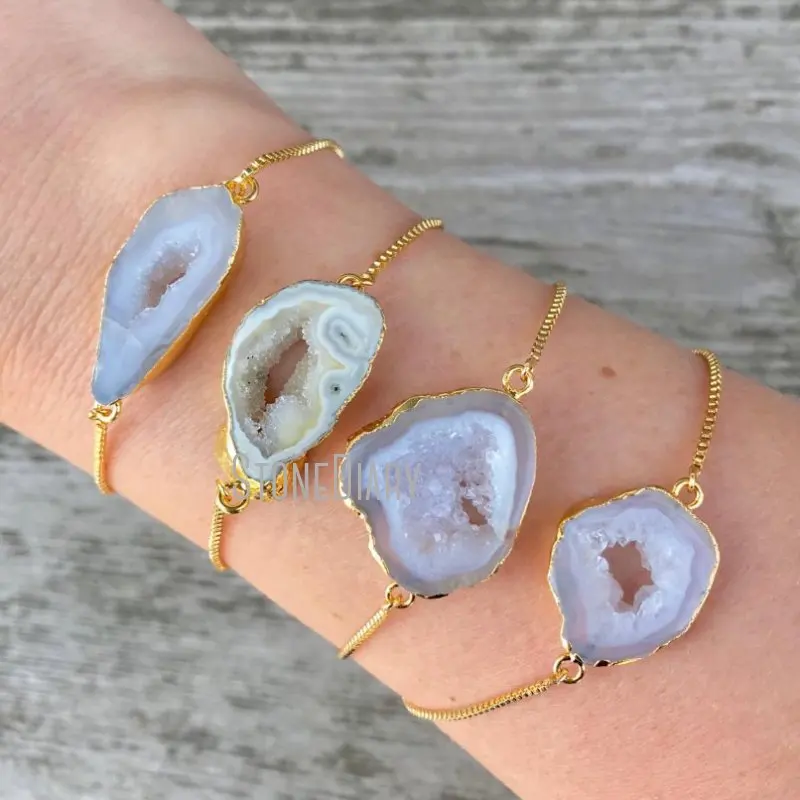 BM14713 Natural Agate Geode Free Form Adjustable Gold Plated Chain Bracelet Minimalist Jewelry Bridesmaid Gift
BM14713 Natural Agate Geode Free Form Adjustable Gold Plated Chain Bracelet Minimalist Jewelry Bridesmaid Gift