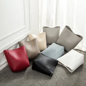 European and American ladies bag 2020 new fashion broadband bucket bag women's portable messenger bag mother bag big bag
European and American ladies bag 2020 new fashion broadband bucket bag women's portable messenger bag mother bag big bag