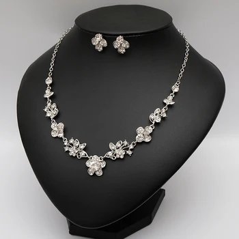 TRENDY FLOWERS BRIDAL JEWELRY SETS SILVER COLOR RHINESTONE PARTY COSTUME NECKLACE EARRINGS SETS WEDDING JEWELRY GIFTS FOR WOMEN
TRENDY FLOWERS BRIDAL JEWELRY SETS SILVER COLOR RHINESTONE PARTY COSTUME NECKLACE EARRINGS SETS WEDDING JEWELRY GIFTS FOR WOMEN