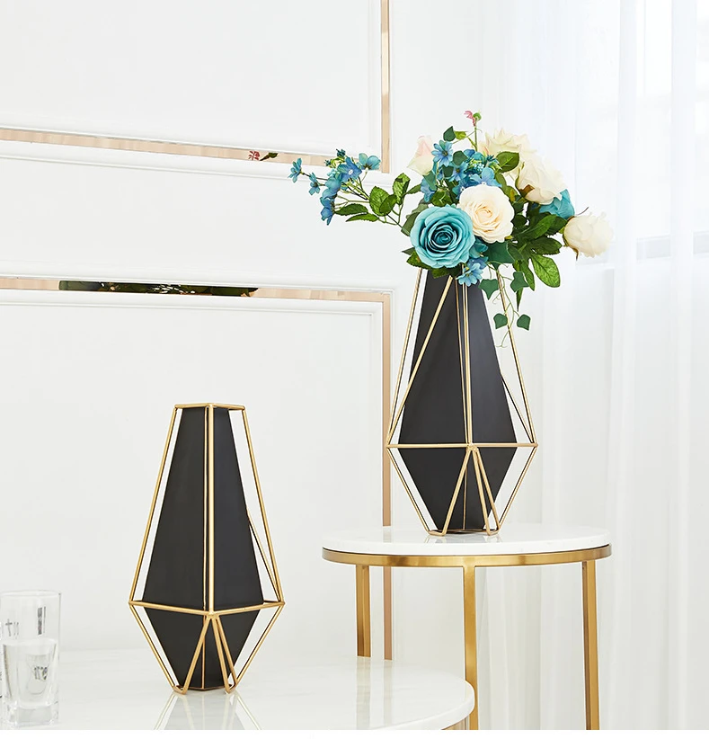Duży metalowy wazon skandynawsko-minimalistyczny do dekoracji domu - Wianko - 1